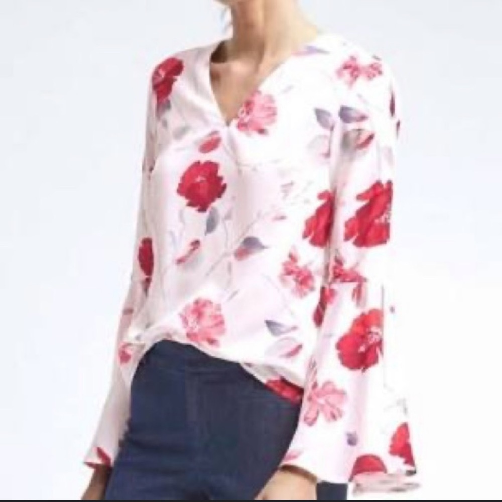Banana Republic Long Bell Sleeve Floral Blouse White Red V-Neck
